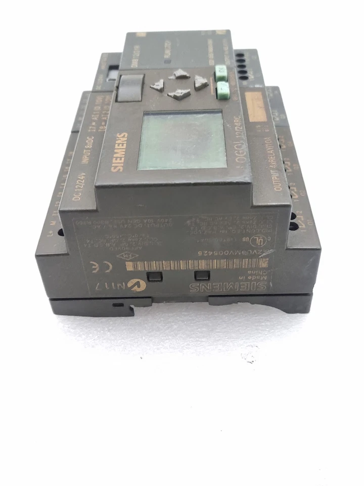 Siemens 6ED1052-1MD00-0BA5 Logo With 6ED1055-1MB00-0BA1 Expansion Module